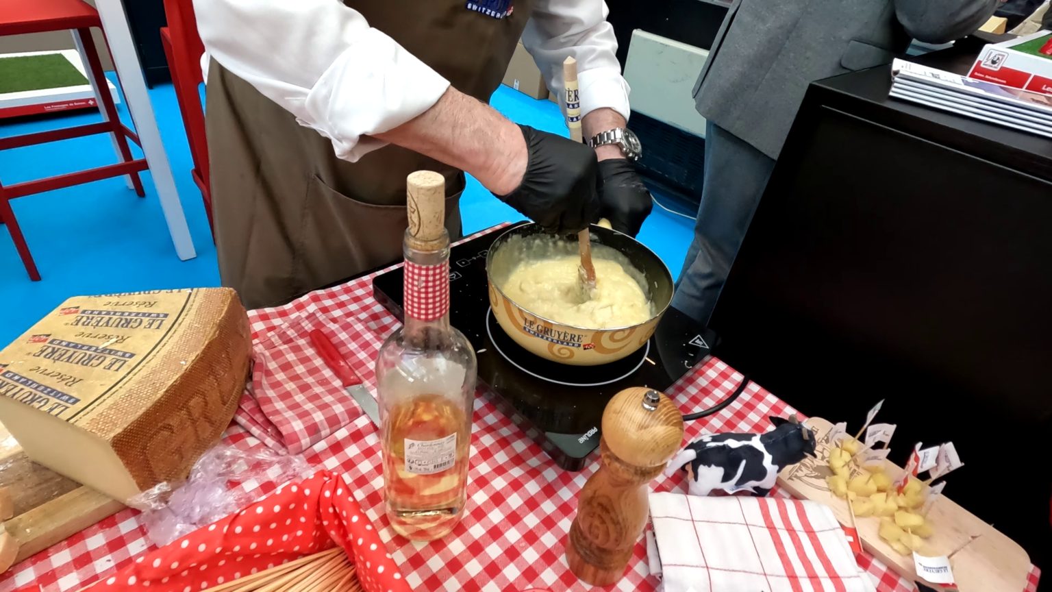 Das Fondue Moité-Moité erhält ein Label - Schweizer Käse News